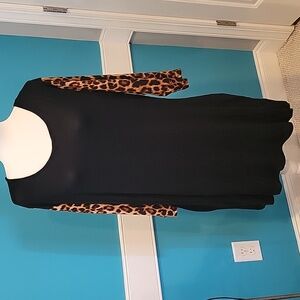 Black Dress with Leopard Long Sleeves with Pockets XL NWOT